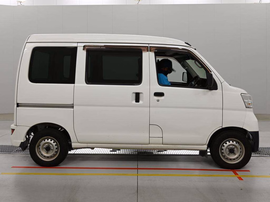 SUBARU SAMBAR
