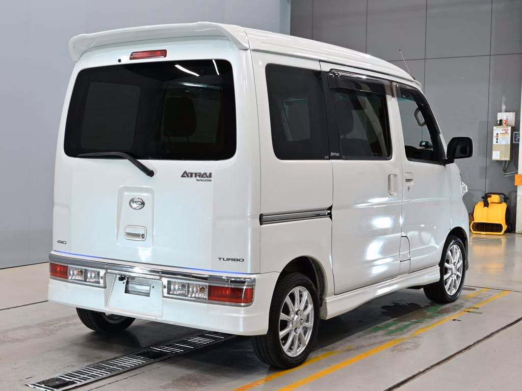 DAIHATSU ATRAI