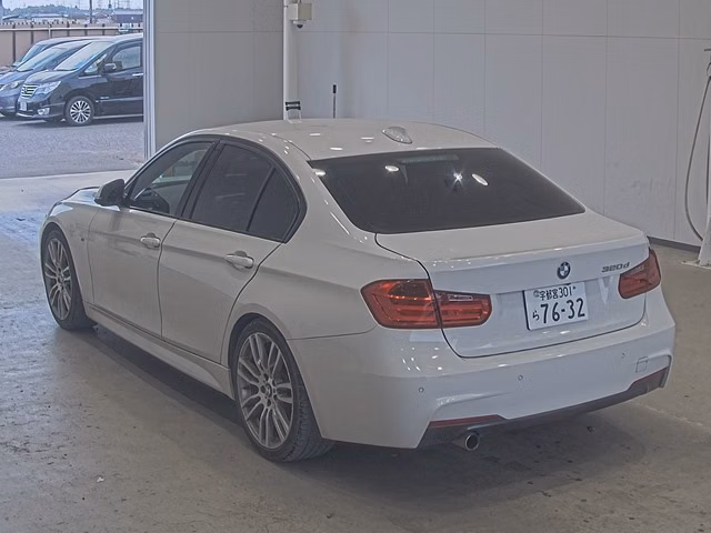 BMW 3-SERIES