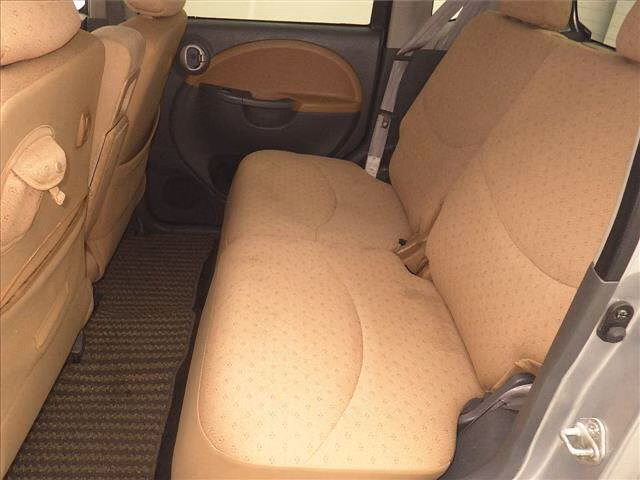 DAIHATSU MOVE LATTE