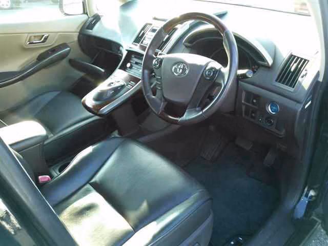 TOYOTA SAI