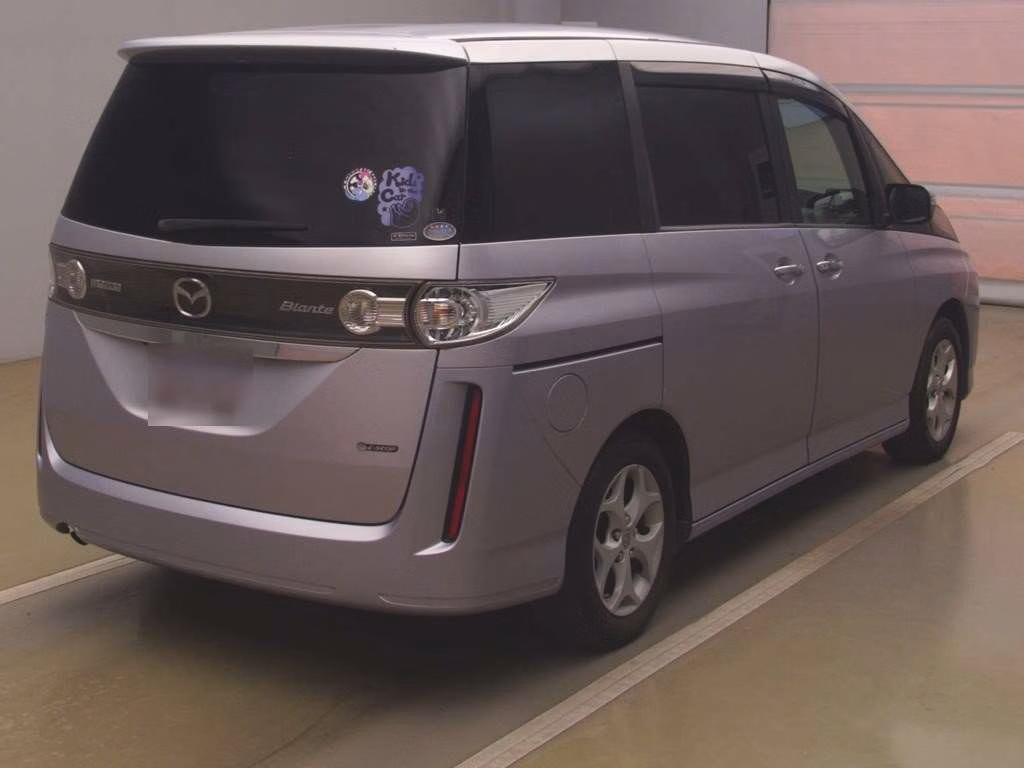 MAZDA BIANTE