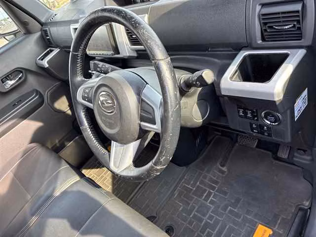 DAIHATSU WAKE
