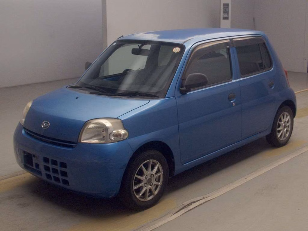 DAIHATSU ESSE