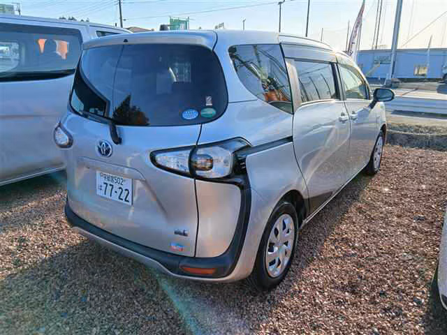 TOYOTA SIENTA