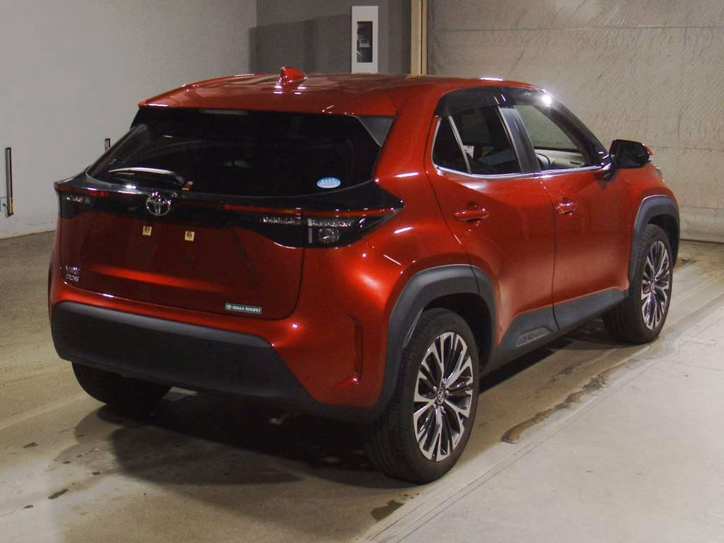 TOYOTA YARIS CROSS