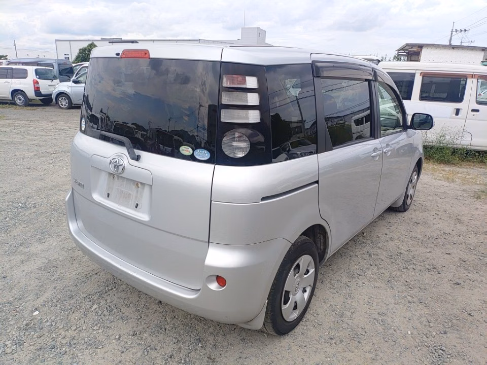 TOYOTA SIENTA