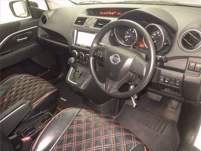 NISSAN LAFESTA