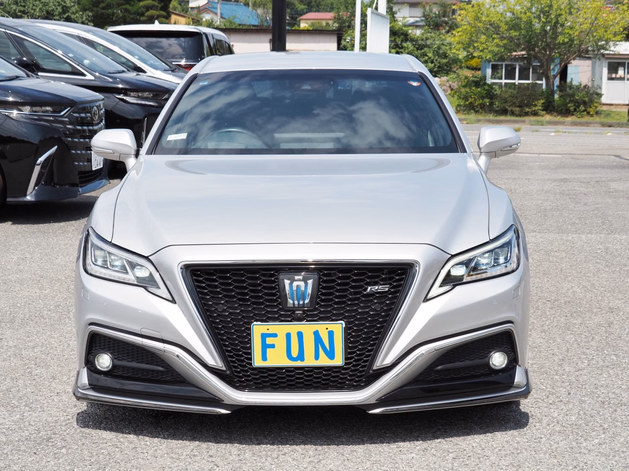 TOYOTA CROWN