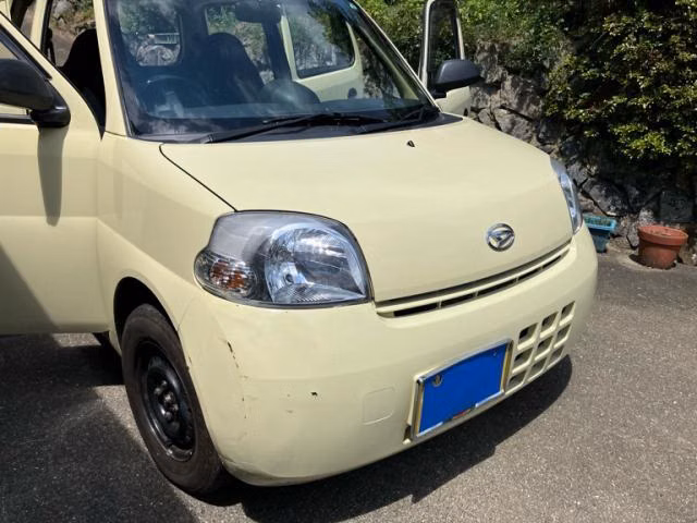 DAIHATSU ESSE