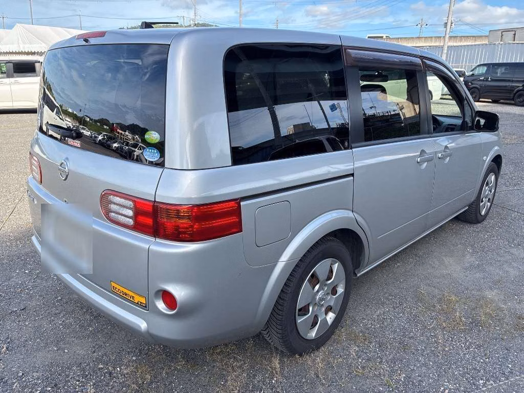 NISSAN LAFESTA