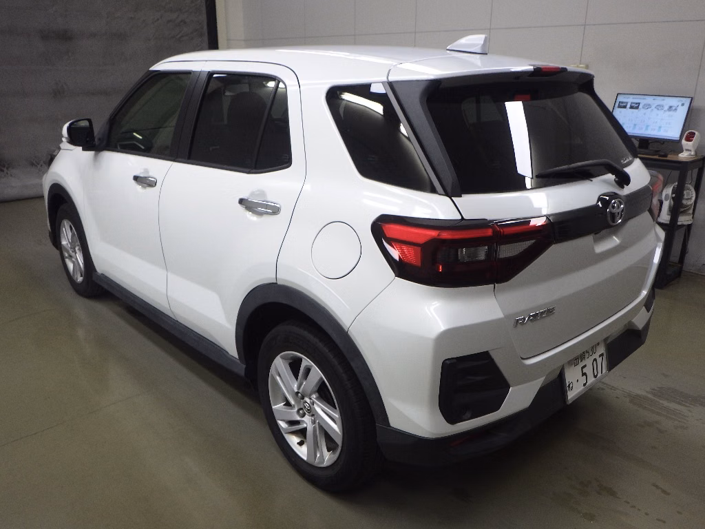 TOYOTA RAIZE