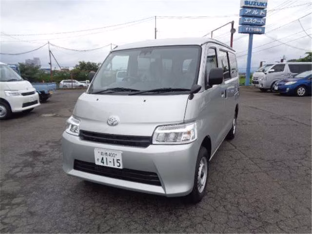 TOYOTA TOWN ACE