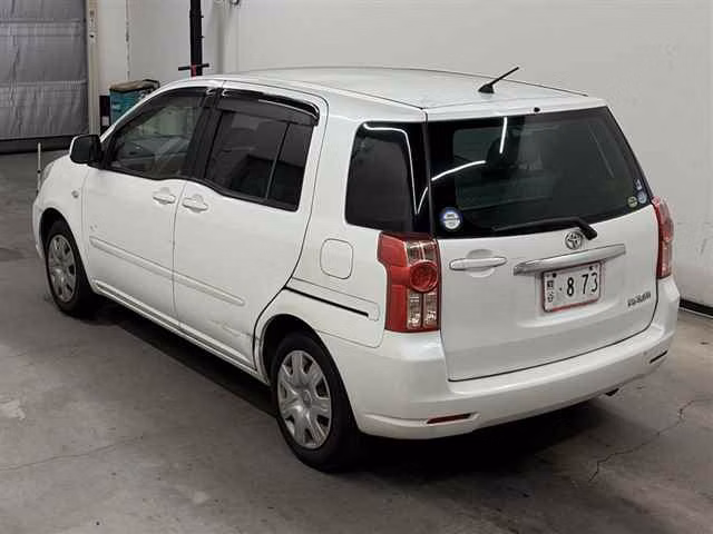 TOYOTA RAUM