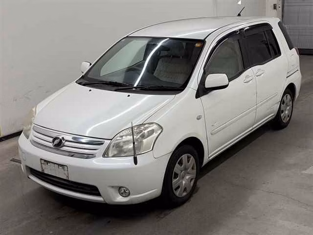 TOYOTA RAUM