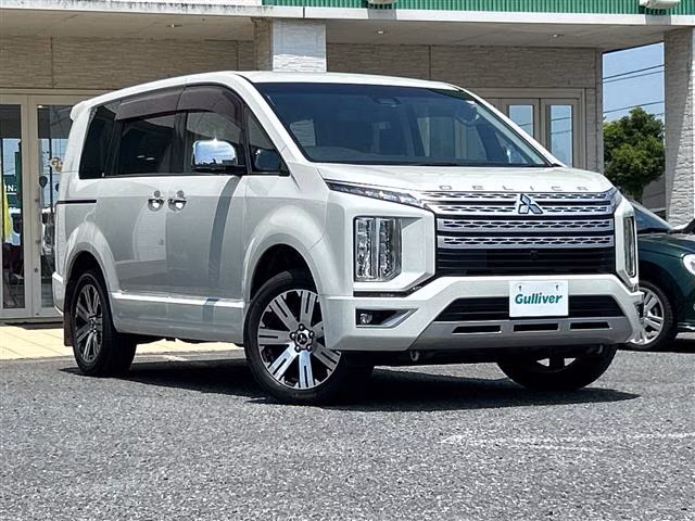 MITSUBISHI DELICA D:5