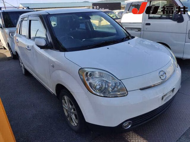 MAZDA VERISA