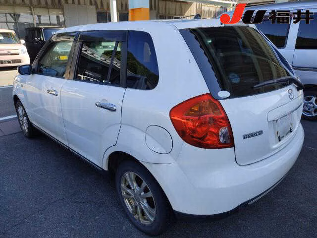 MAZDA VERISA