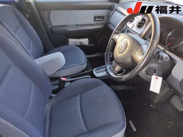MAZDA VERISA