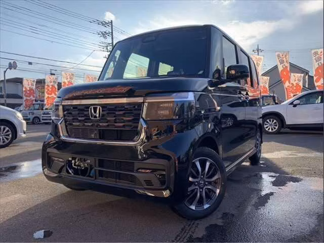 HONDA N-BOX
