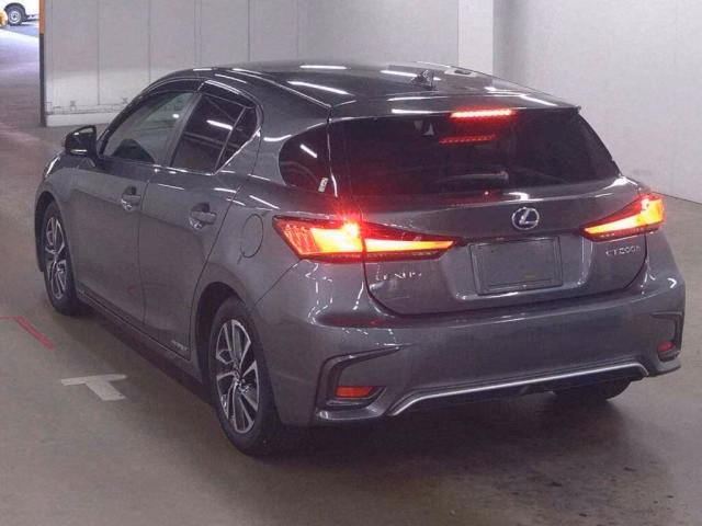 LEXUS CT200H