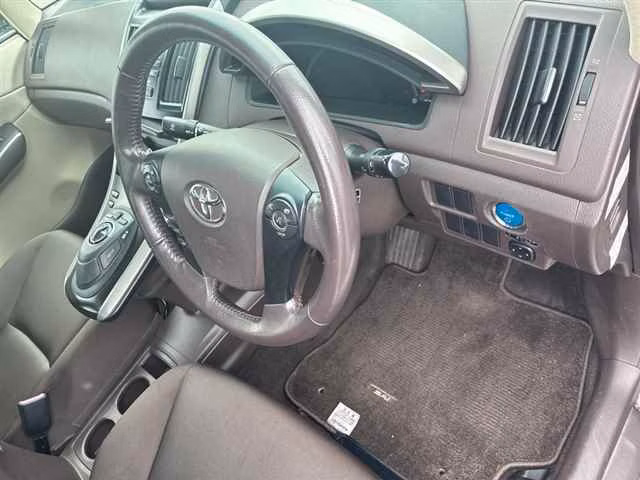 TOYOTA SAI