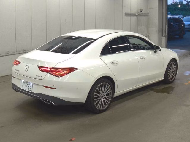 MERCEDES-BENZ CLA-CLASS
