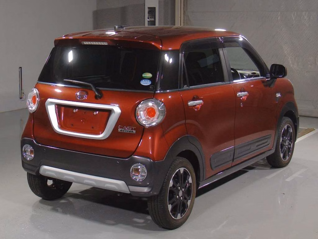 DAIHATSU CAST