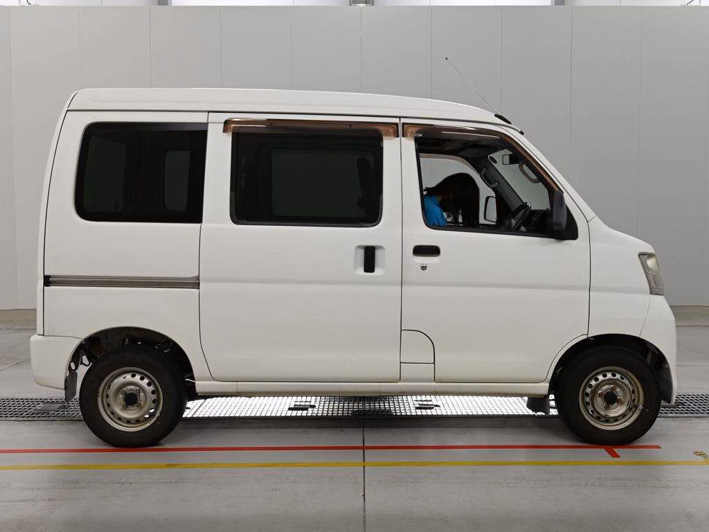 SUBARU SAMBAR