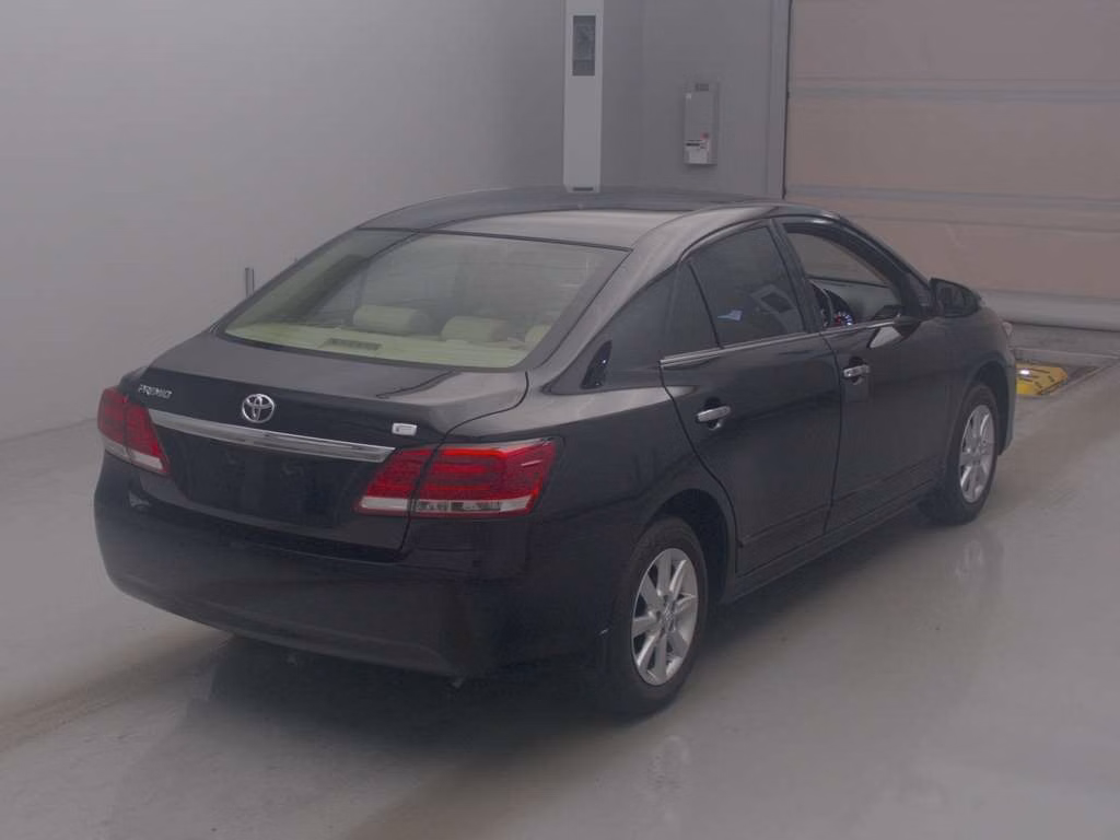 TOYOTA PREMIO