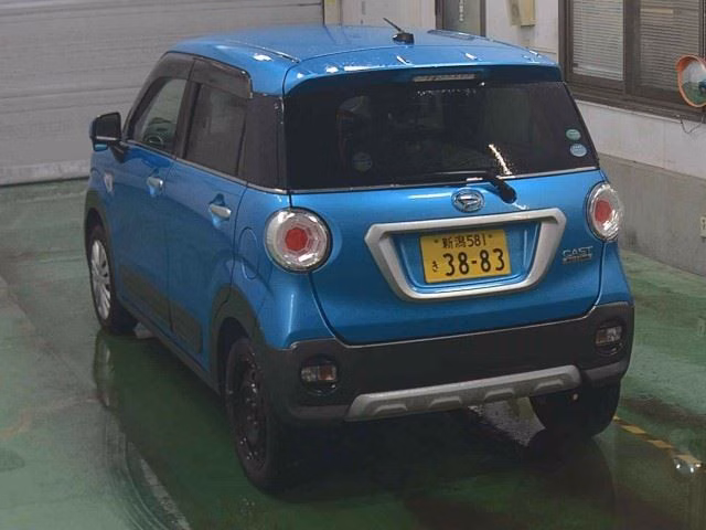 DAIHATSU CAST
