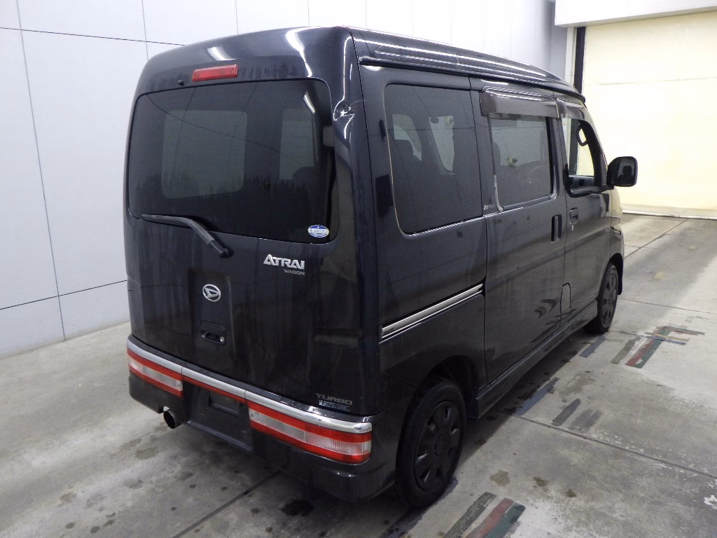 DAIHATSU ATRAI