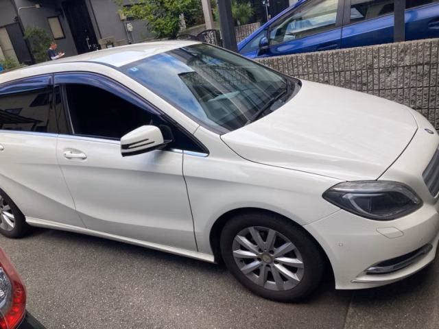 MERCEDES-BENZ B-CLASS