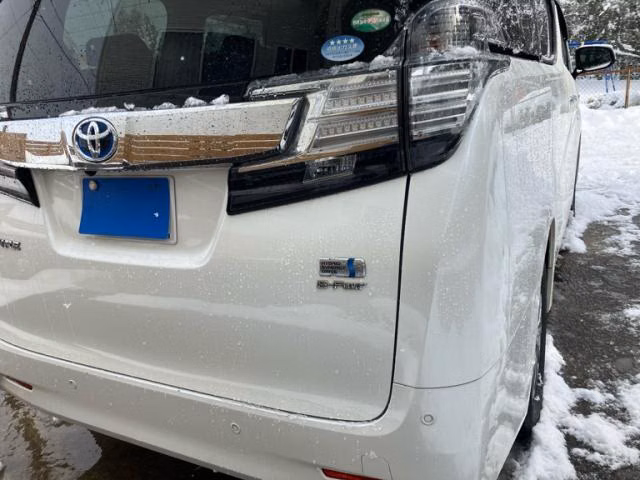 TOYOTA VELLFIRE