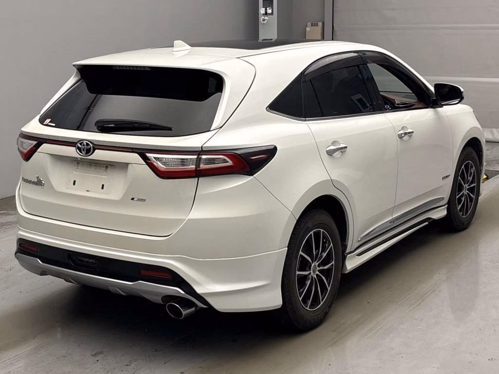 TOYOTA HARRIER