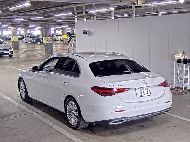 MERCEDES-BENZ C-CLASS