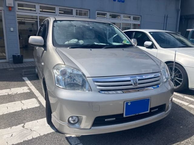 TOYOTA RAUM