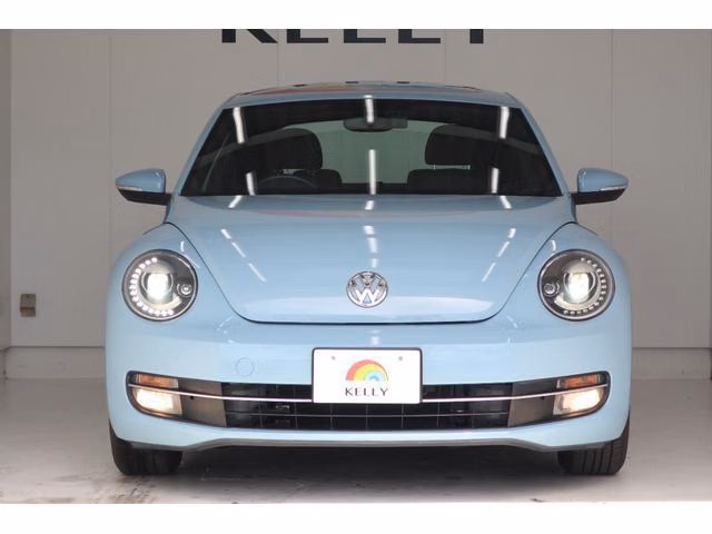 VOLKSWAGEN BEETLE