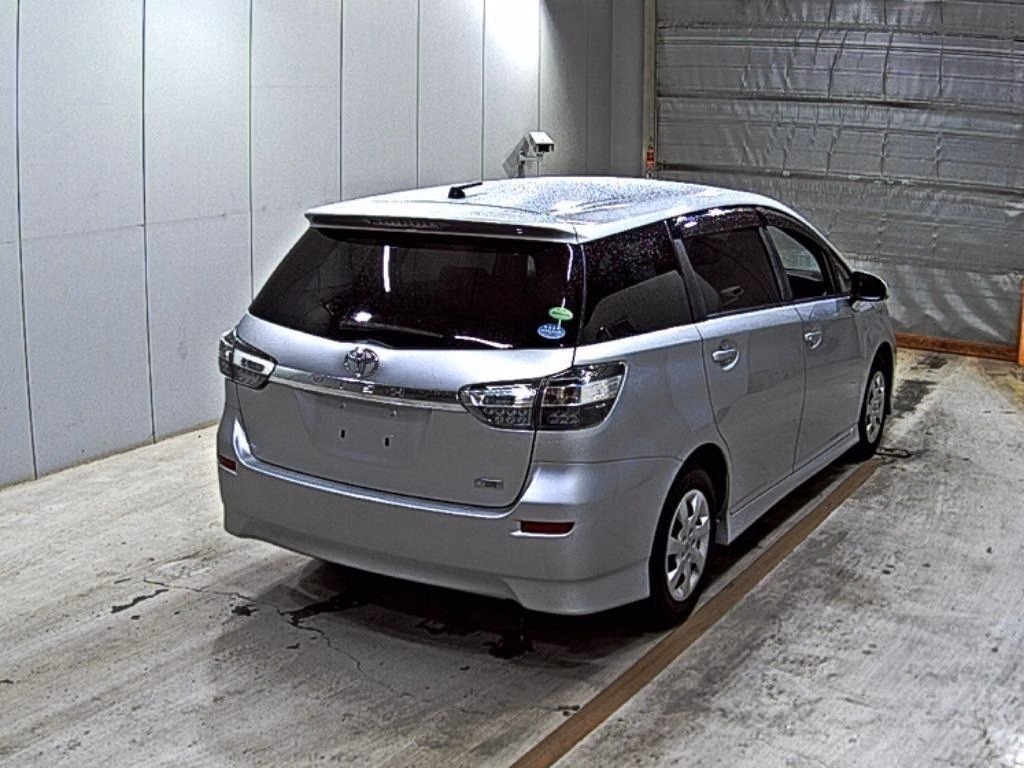 TOYOTA WISH