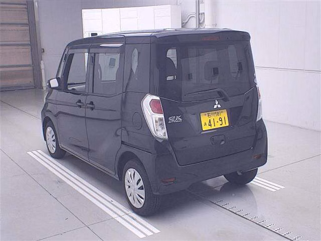 MITSUBISHI EK SPACE