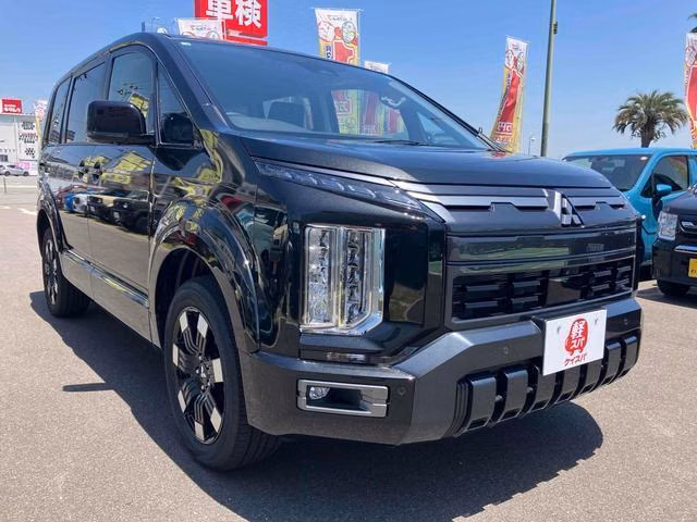 MITSUBISHI DELICA D:5