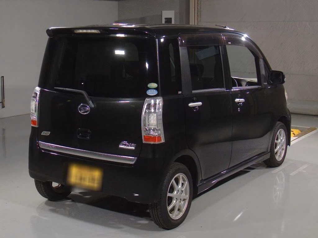 DAIHATSU TANTO EXE
