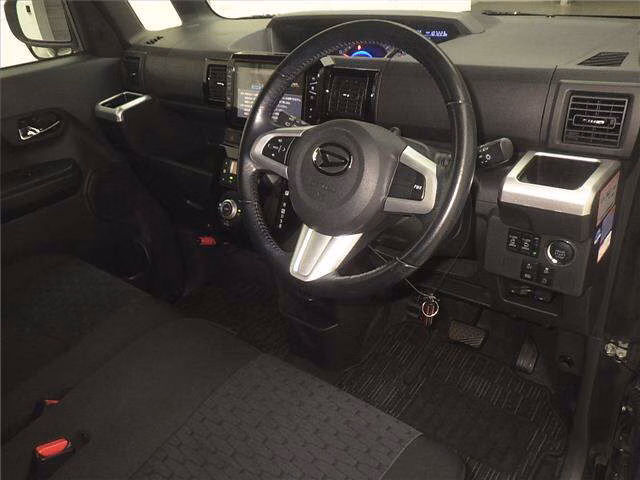 DAIHATSU WAKE