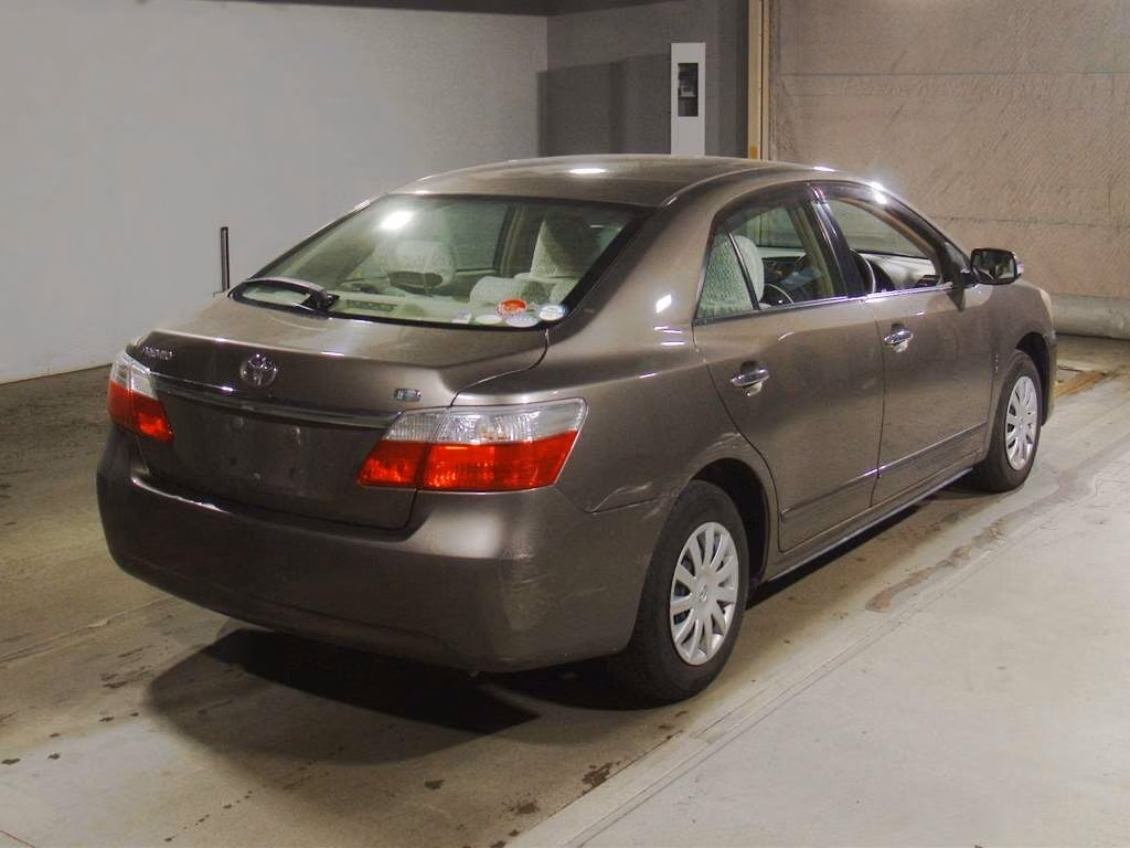 TOYOTA PREMIO