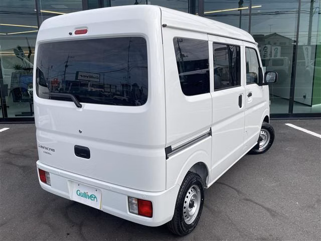 MITSUBISHI MINICAB