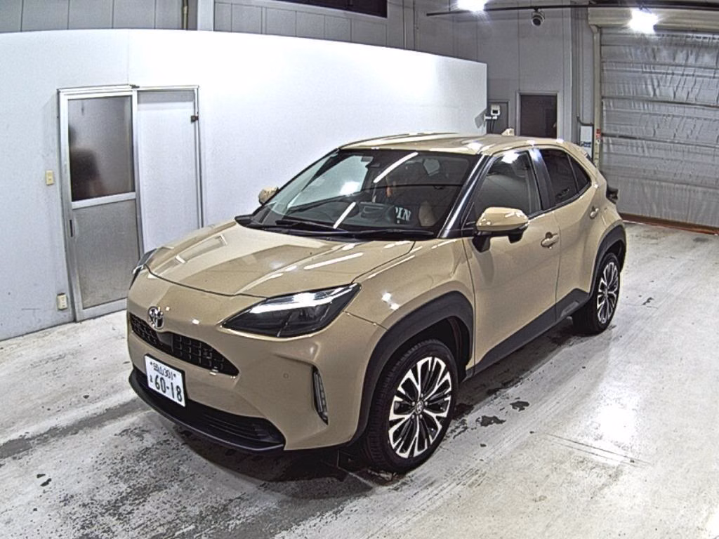 TOYOTA YARIS CROSS