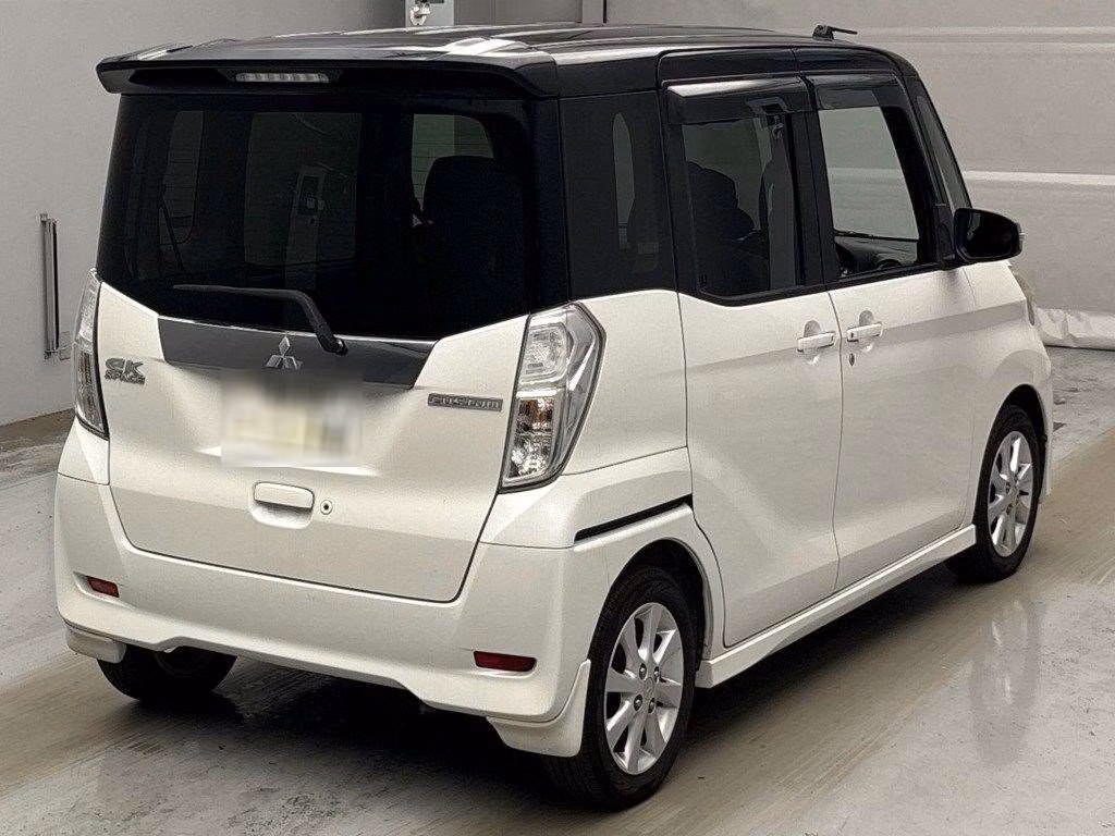 MITSUBISHI EK SPACE