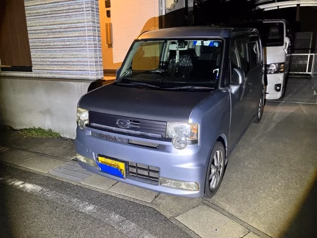 DAIHATSU MOVE CONTE