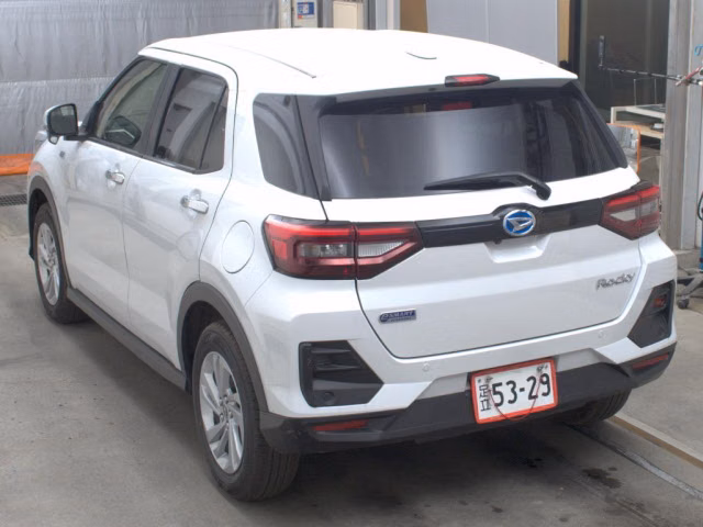 DAIHATSU ROCKY