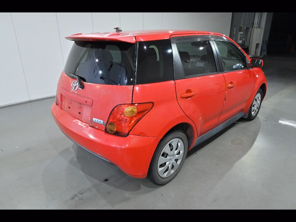 TOYOTA IST